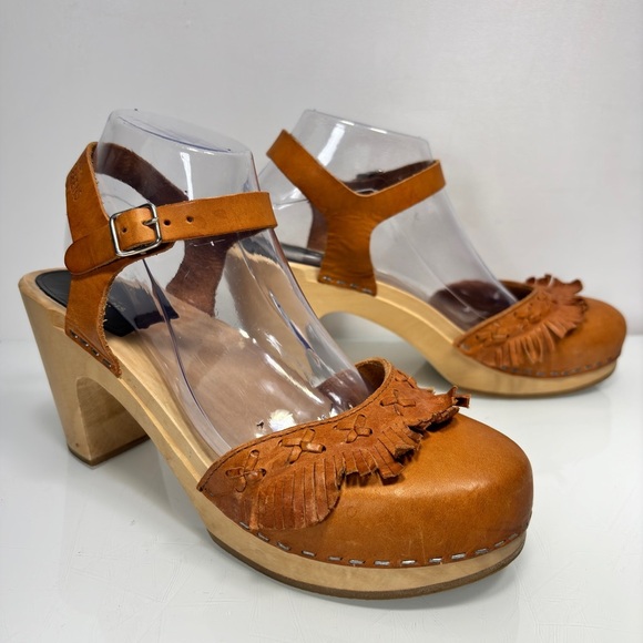Swedish Hasbeens Brown Leather Fringy Clog Sandal Size 40